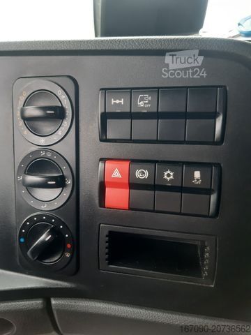 Samochód dostawczy z plandeką MERCEDES-BENZ Atego 818L Euro6 Plane LBW AHK 3Sitze