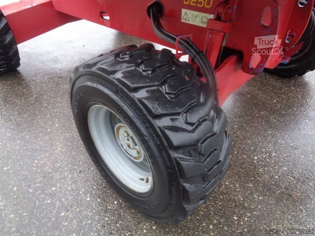 Delovna platforma GENIE S40 Telescopic Boom 14 Meter