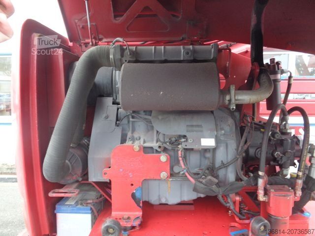 Piattaforma di lavoro GENIE Z51/30J Articulating Boom 17,6 Meter