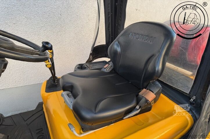 Carrello elevatore GPL Hyundai 15L-7A