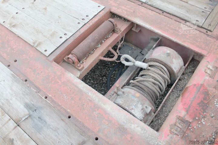 شبه مقطورة منخفضة السطح لنقل آلات البناء DE ANGELIS semirimorchio carrellone verricello usat