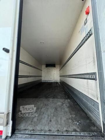 شاحنة مبردة Volvo FL 260