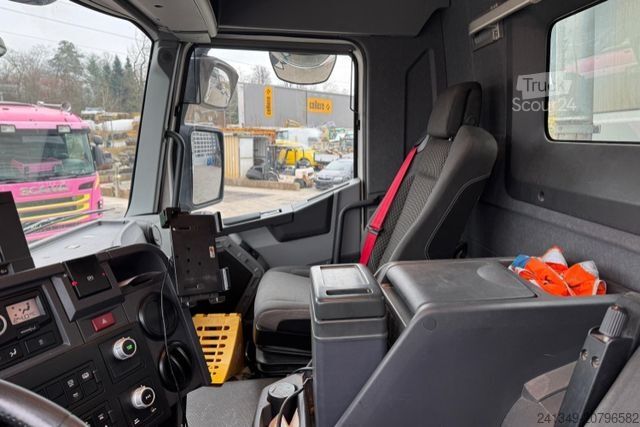 Tovornjak prekucnik RENAULT C520 10x4 2S Kipper