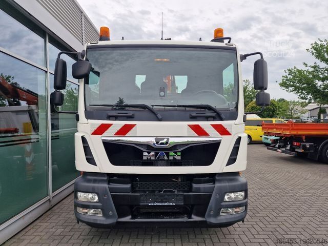Tre-sidet tipbil MAN TGM 18.290 Kipper/Kran/Funk/5+6 Kreis + Greifer