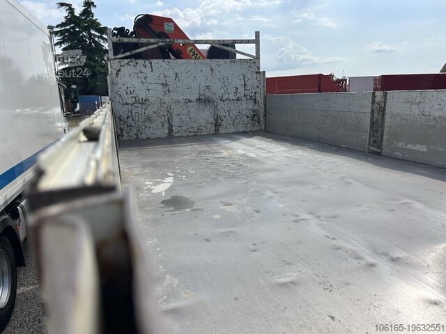 Wywrotka z dźwigiem Mercedes-Benz ACTROS 2543