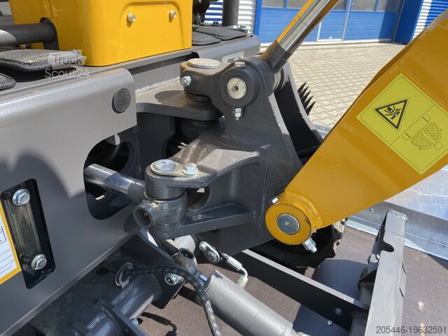 Miniescavatore con caricatore basso + pacchetto accessori Berger Kraus BK1250JSR mit Kubota Motor