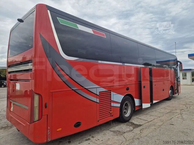 Touring car Van Hool Acron