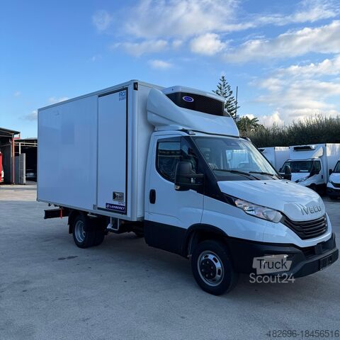 Kutu minibüs Iveco Daily 35c180