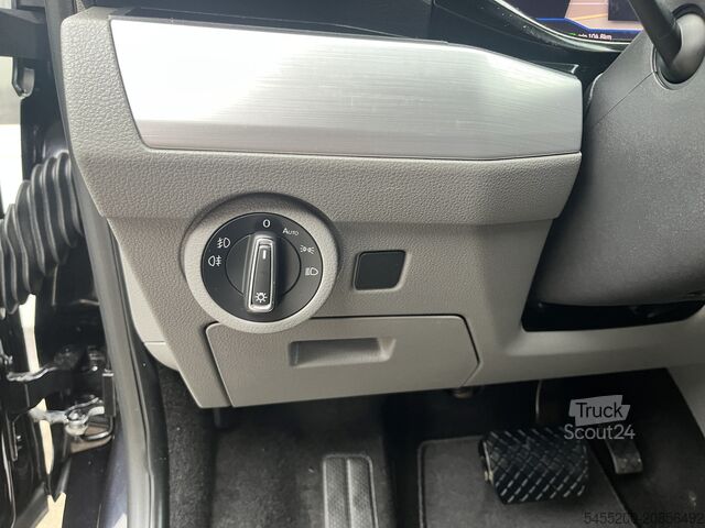 Kombi z wysokim dachem Volkswagen Transporter 2.0 TDI L2H1 Bulli 150pk Automaat A...