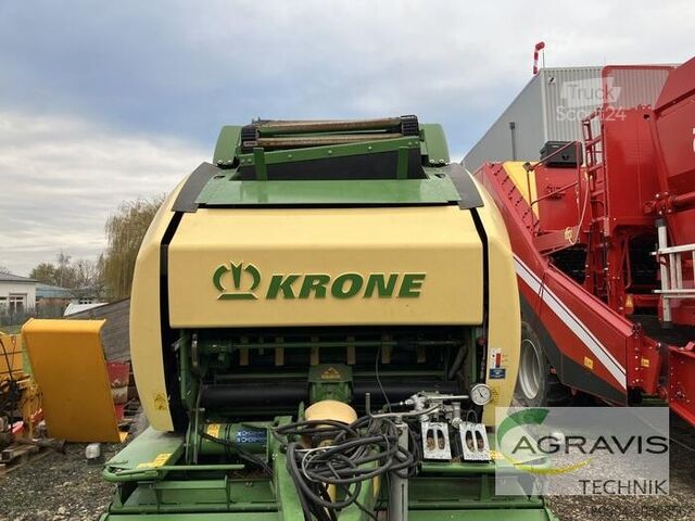 Bale press (agriculture) Krone COMPRIMA V 180 XC