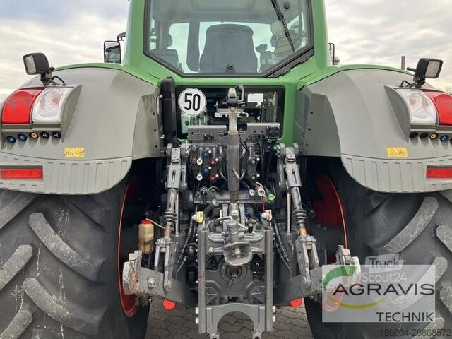 Traktor Fendt 826 VARIO S4