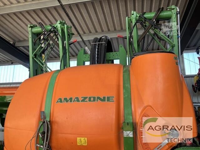 Pulvérisateur de pesticides Amazone UF 1201