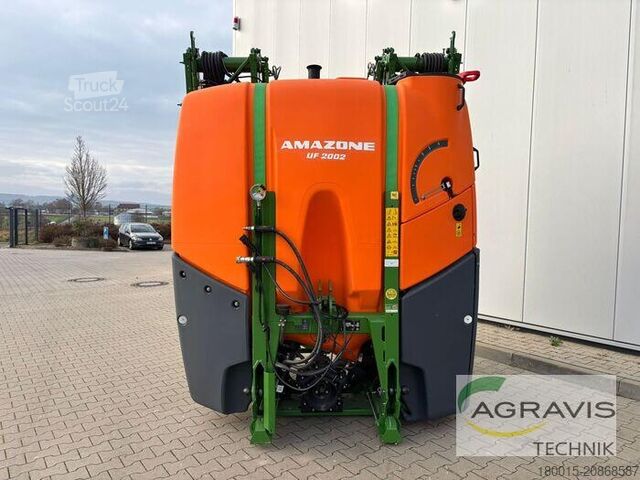 Pulvérisateur de pesticides Amazone UF 2002