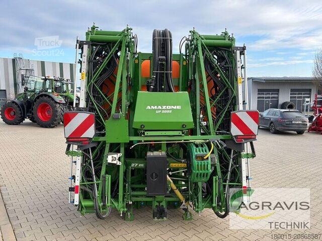 Pulvérisateur de pesticides Amazone UF 2002