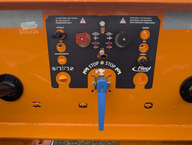напівпричіп з кузовом, що змінюється Fliegl SDS 380 für 20" Container Heckbündig