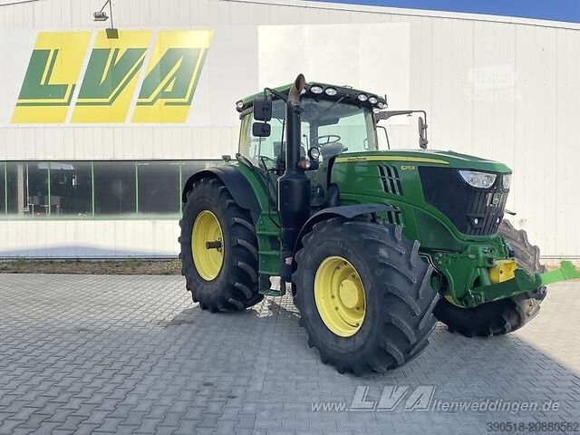 Tractor John Deere 6215R