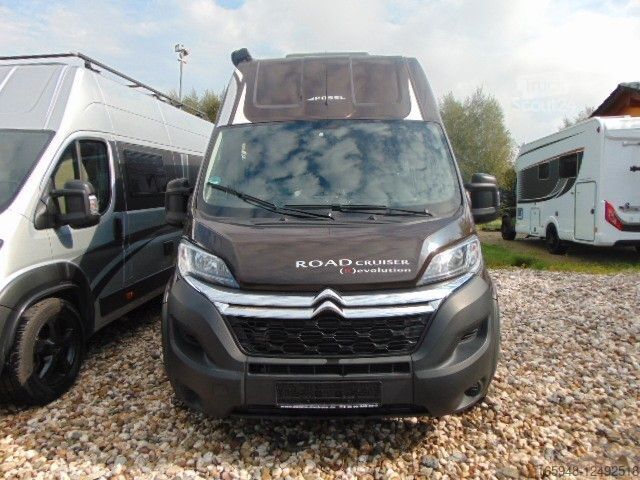 Kastenwagen Wohnmobil / Campervan PÖSSL Roadcruiser Revolution - Hubbett* *