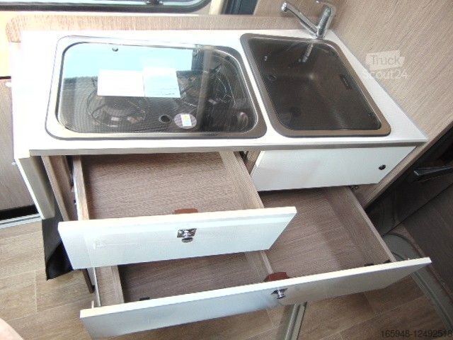 Autocamper PÖSSL Roadcruiser Revolution - Hubbett*