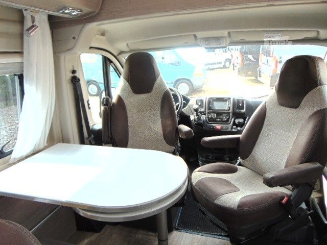 Автодом PÖSSL Roadcruiser Revolution - Hubbett* *