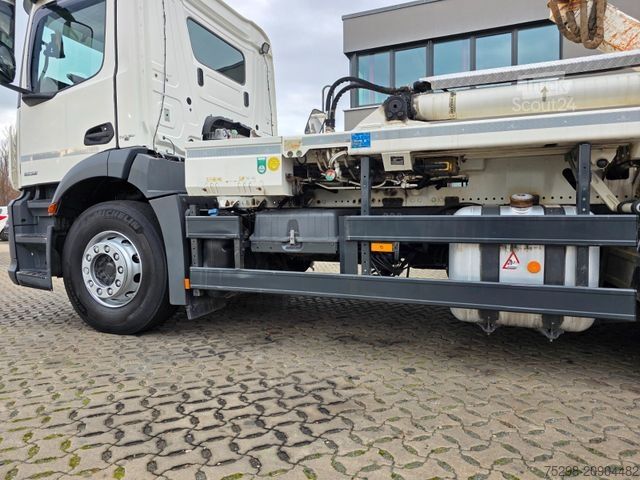 Tipbil MERCEDES-BENZ Antos 1832 / Meiller Kipper