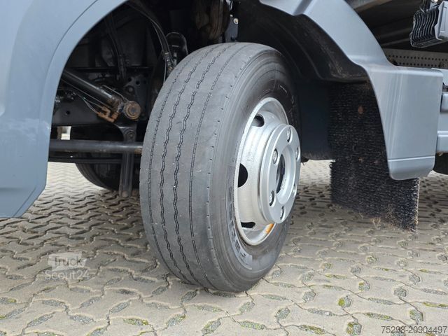 Boxvogn MERCEDES-BENZ Atego 818 / Ladebordwand / Rückfahrkamera