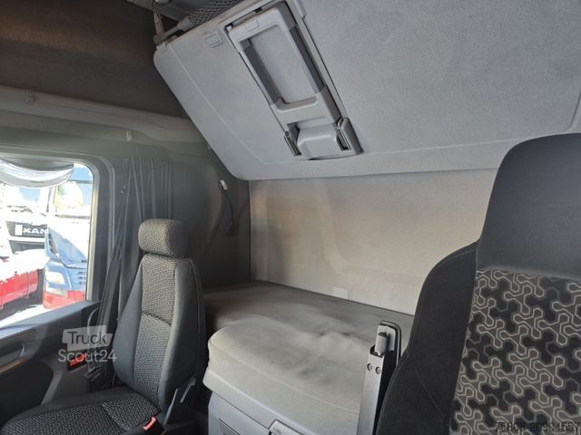 Bīstamo materiālu kravas automašīna SCANIA R450 ADR  PTO Euro6d Retarder 2 Tanks