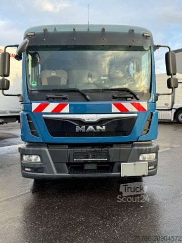 Furgoneta caja MAN TGL 8.180 L / DOKA-Koffer / 2 x AHK / PTO