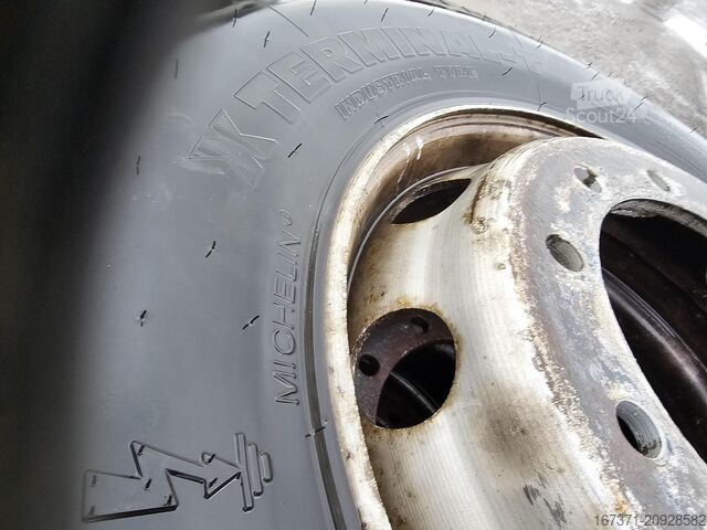 2015 MICHELIN termināla traktora riepas 310/80R22.5 MICHELIN| terminal tractor tires 310/80R22.5