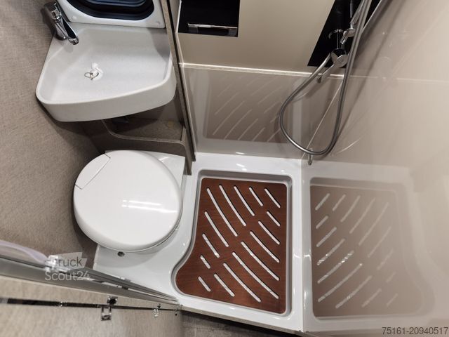 Karavan KARMANN DAVIS 590 LIFESTYLE / 140PS / SKY-ROOF & ALU