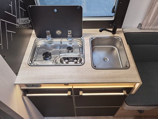 Halvintegreret autocamper CHAUSSON 797 TITANIUM / - 2026 - / EINZELBETTEN & HUBBETT