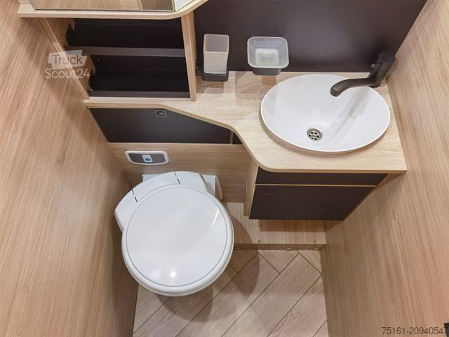 Halvintegreret autocamper CHAUSSON 797 TITANIUM / - 2026 - / EINZELBETTEN & HUBBETT