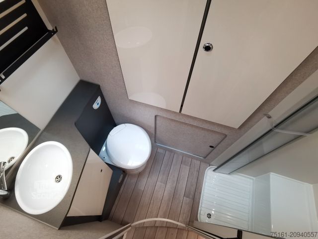 Autorulotă semi-integrată FORSTER T 639 LF /-2026- / 165 PS-8G / HUBBETT & RAUMBAD