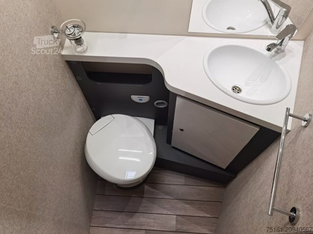 Autorulotă semi-integrată FORSTER T 745 EB /-2025-/ 140PS / EINZELBETTEN & RAUMBAD