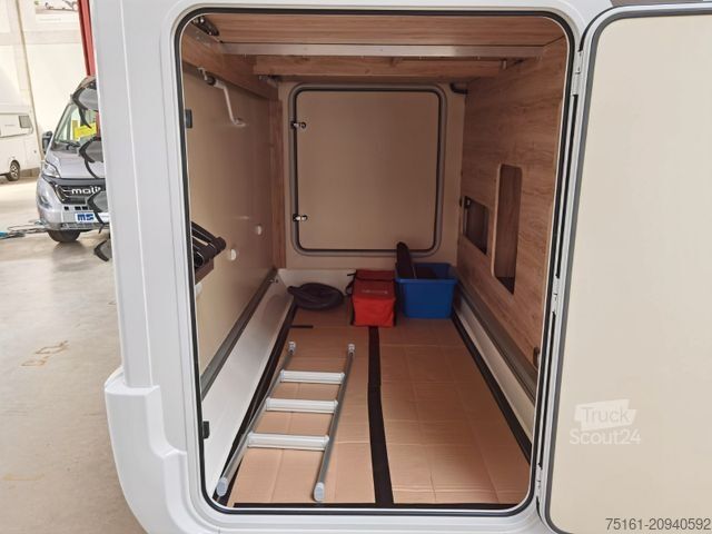 Autorulotă integrată EURAMOBIL INTEGRA LINE 720 EB /180PS-9G MAXI/ EINZELBETTEN