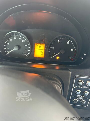 Minibus Mercedes-Benz MB Sprinter