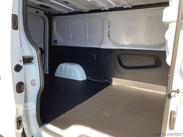 Slēgtais furgons Renault Trafic DOKA KOMFORT L2H1 3,0t dCi 150 AT KAMERA