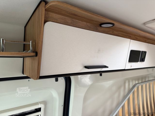 Camper van KARMANN Dexter 4x4 DE 570 AW Klima, RFK, El. Trittstufe