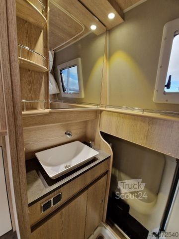 Τροχόσπιτο αυτοκινούμενο PÖSSL Concorde Compact Markise/Navi/Vanswing