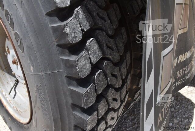 Αντλία σκυροδέματος Astra ASTRA V I BM 64 BETONPOMPA 24MT PER CALCESTRUZZO - BETONIERA