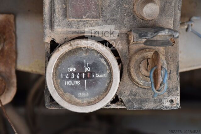 Αντλία σκυροδέματος Astra ASTRA V I BM 64 BETONPOMPA 24MT PER CALCESTRUZZO - BETONIERA