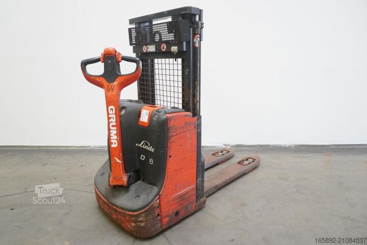 Hochhubwagen Linde D 08 1160