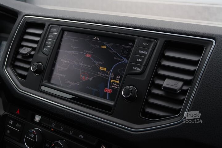  Volkswagen Crafter 35 2.0 TDI L3H3 AUT/ LED/ CAMERA/ CLIMA...