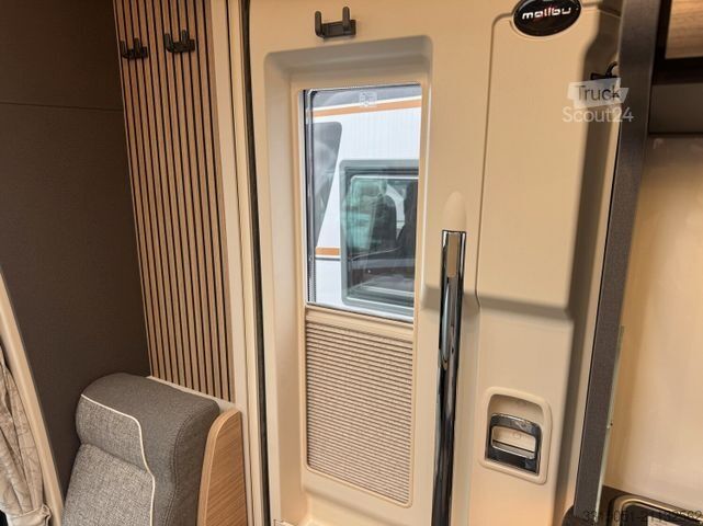 Poluintegrisani kamper MALIBU T 430 KB LE comfort Solar+ACC+TV+LED+Wechselrich