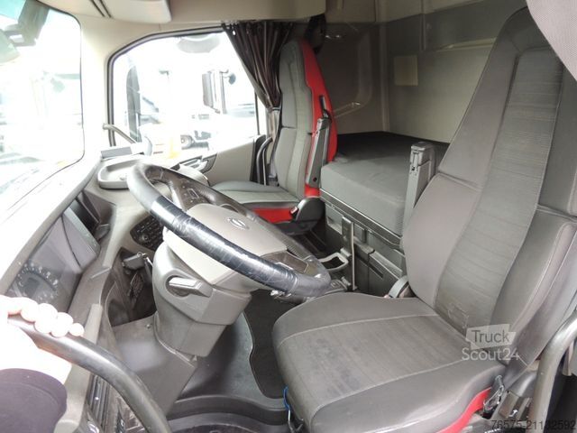 Standard tractor unit VOLVO FH 500 Globetrotter