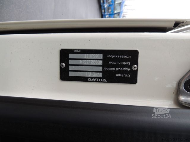 Standard tractor unit VOLVO FH 500 Globetrotter