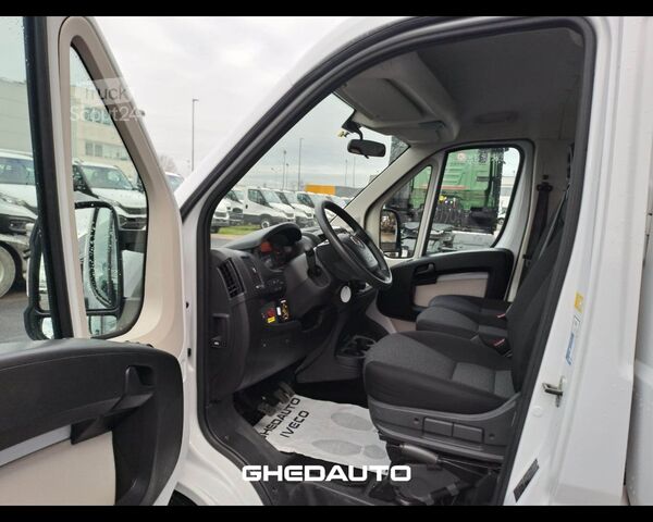 Minibus FIAT FIAT DUCATO CON CASSONE FISSO E GRU