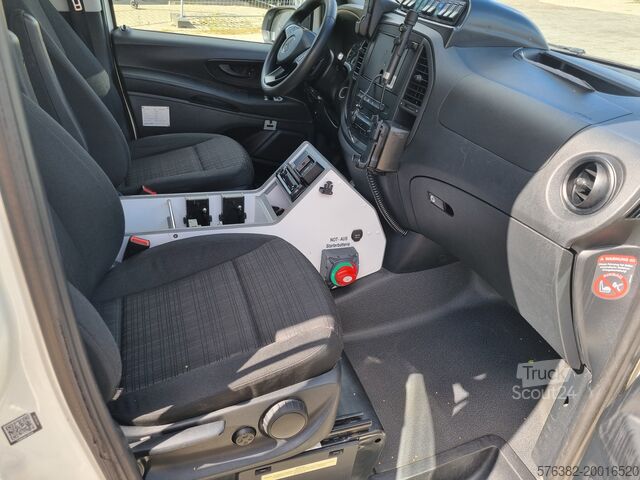 Ambulance voor spoedeisende artseninzet Mercedes-Benz Vito Notarzteinsatzfahrzeug NEF