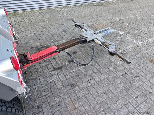 Vyprošťovací vozidlo Land Rover Defender 4x4 Hartmann Towfox 188/09 New Engine ...