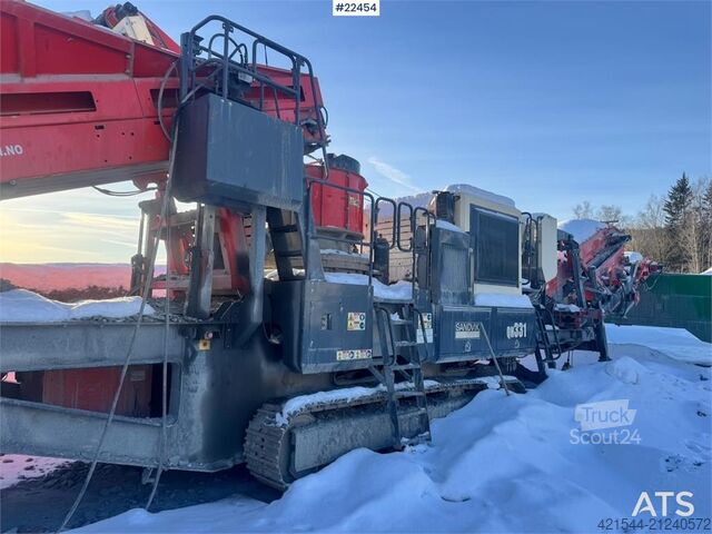 Murskain Sandvik QH331 Cone Crusher with Hanging Screen