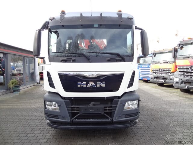 LKW mit Pritsche (offen) MAN TGS 26.320 6X4 BB mit Kran Fassi F175
